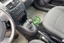 vihreä Renault Clio 2004 kuva 18.