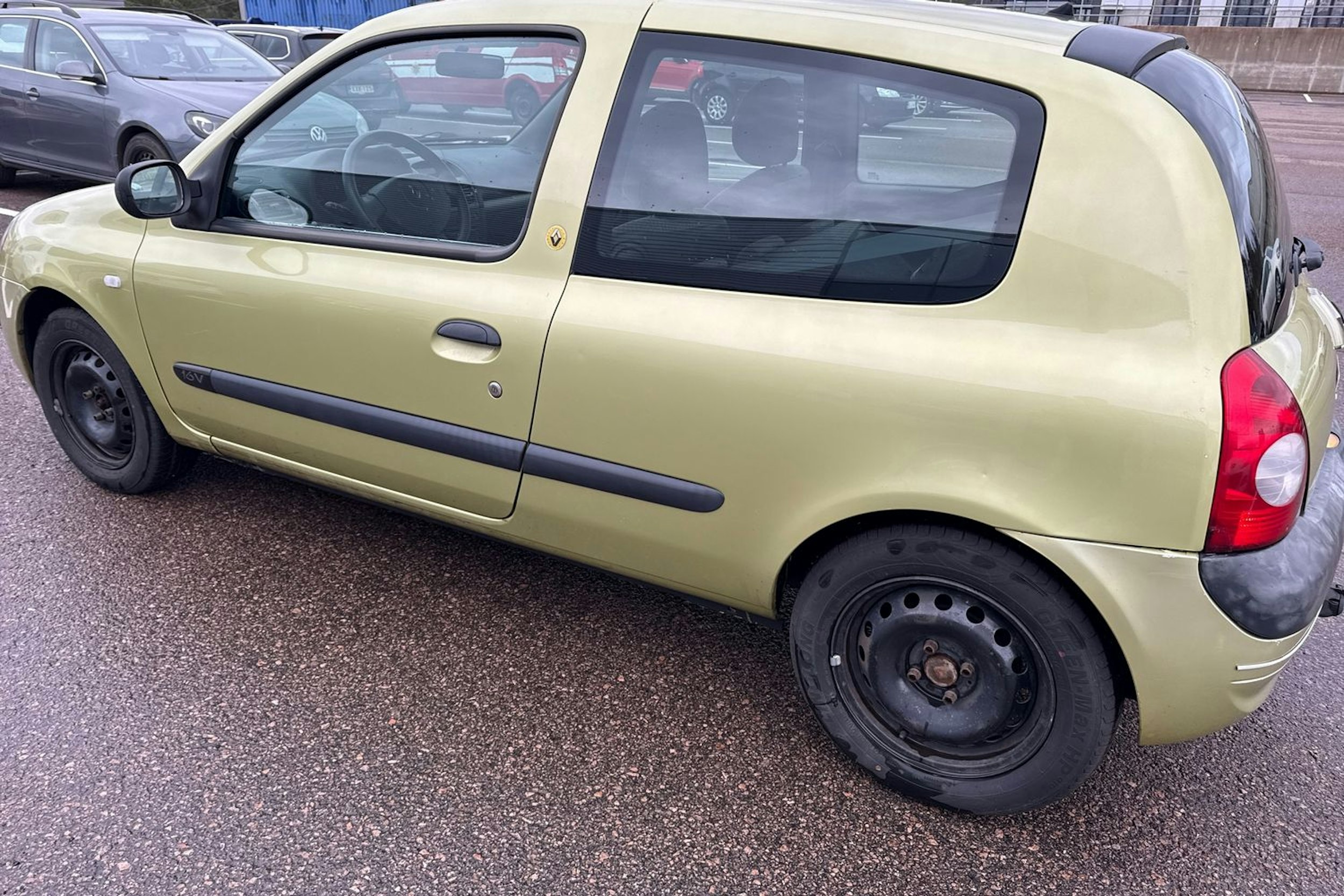 vihreä Renault Clio 2004 kuva 27.