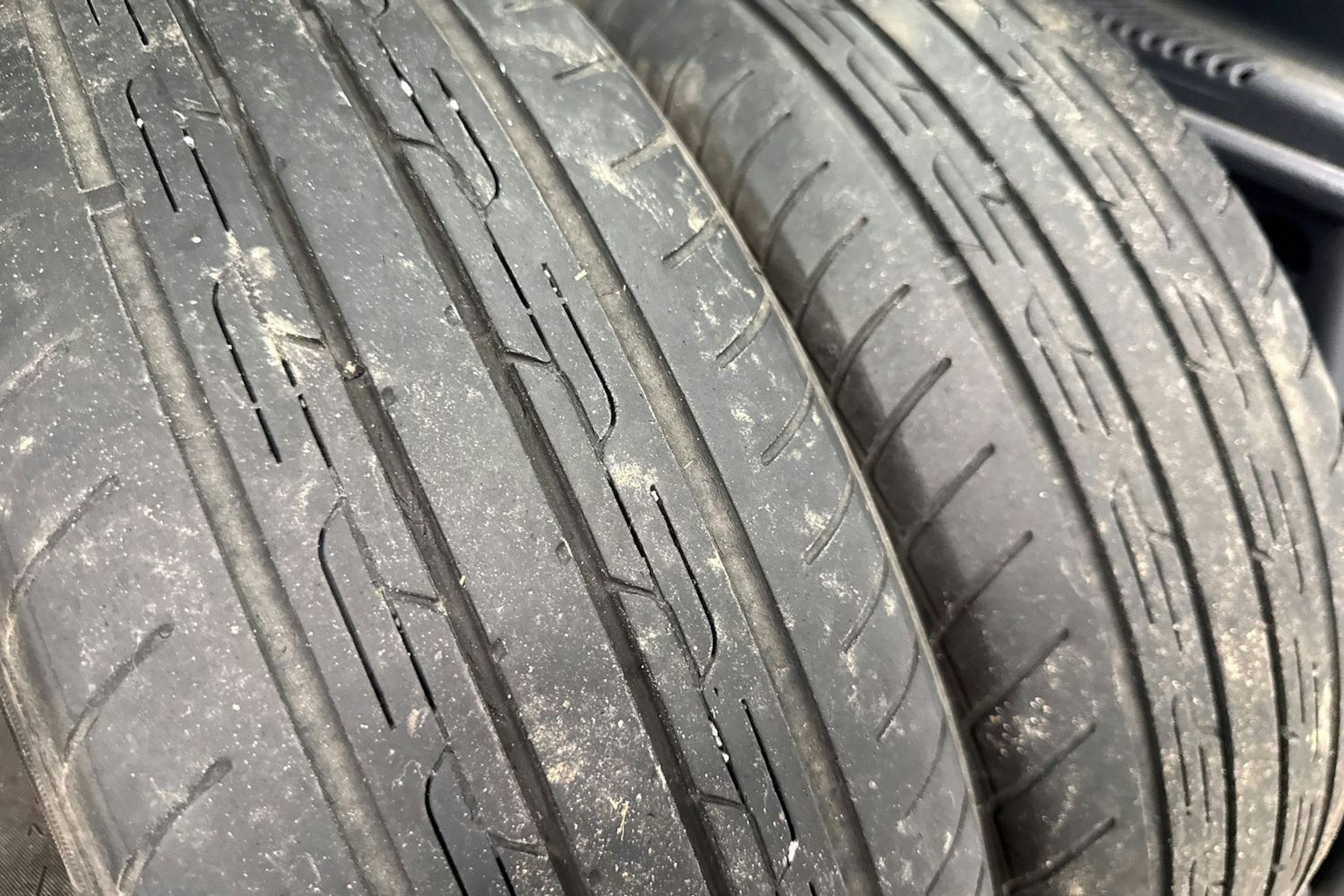 sininen Renault Clio 2005 kuva 16.