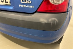 sininen Renault Clio 2005 kuva 18.
