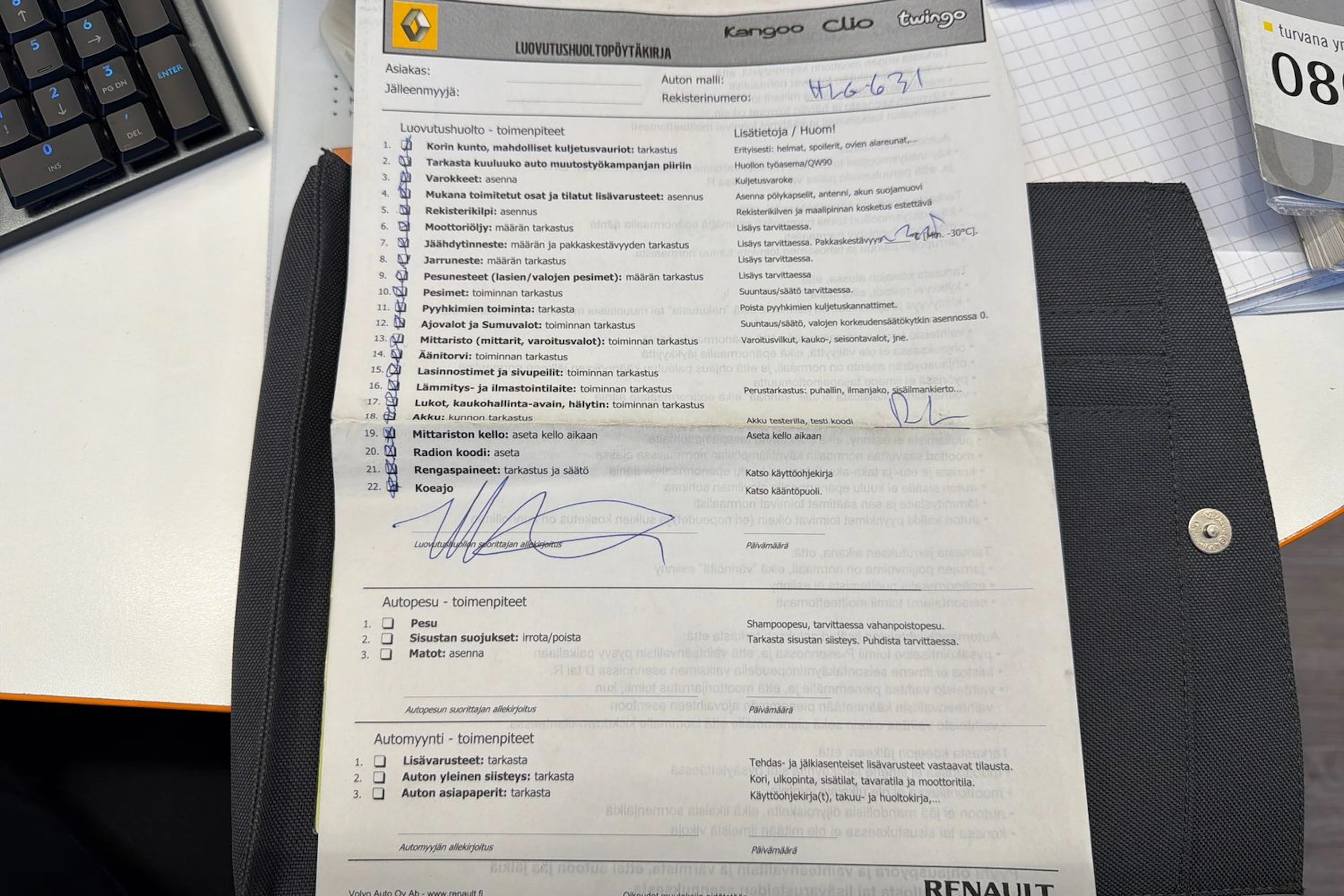 harmaa Renault Clio 2006 kuva 13.