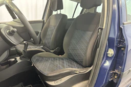 sininen Renault Clio 2006 kuva 10.