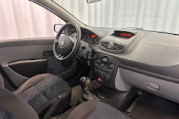 sininen Renault Clio 2006 kuva 15.