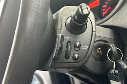 sininen Renault Clio 2006 kuva 20.