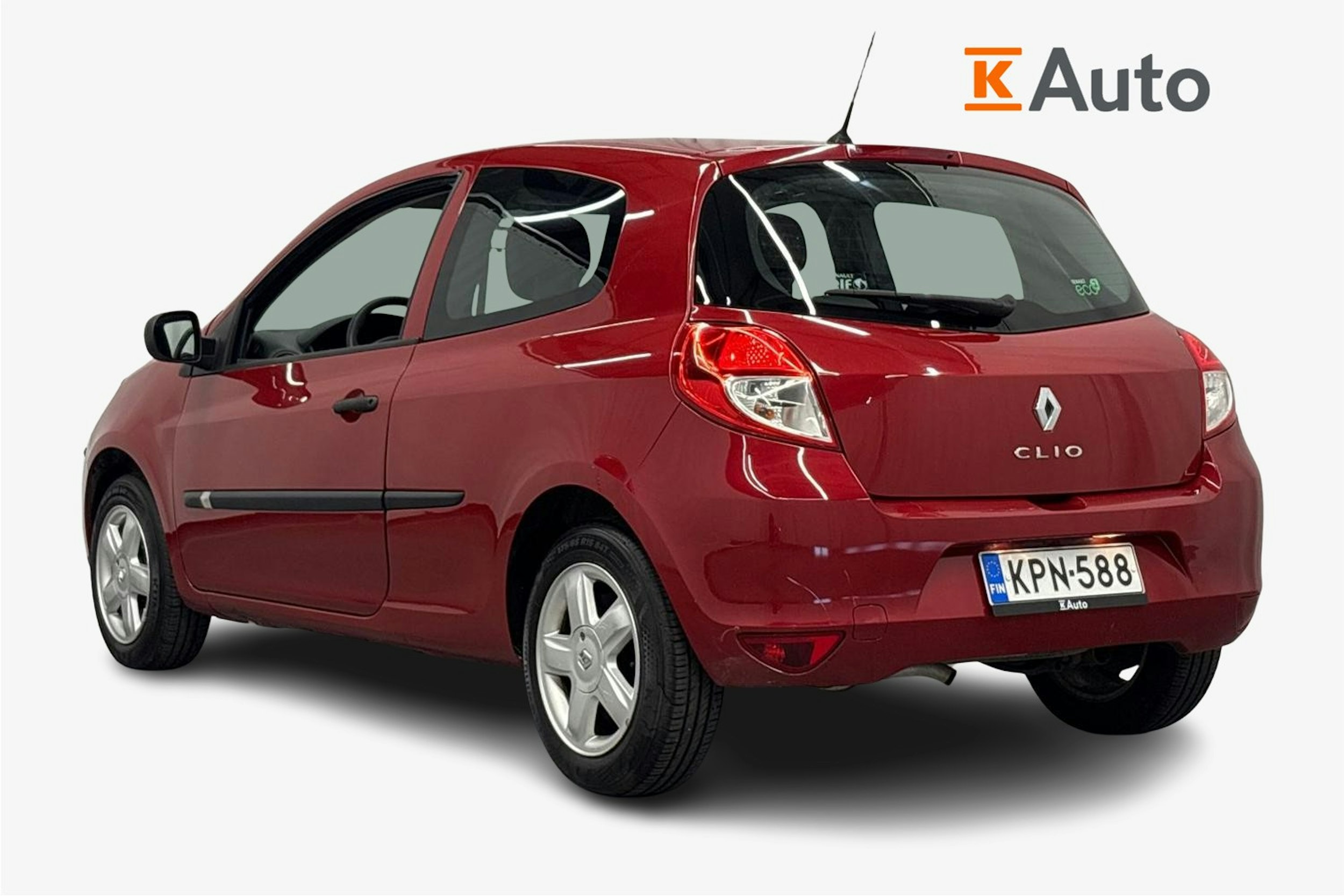 punainen Renault Clio 2011 kuva 2.