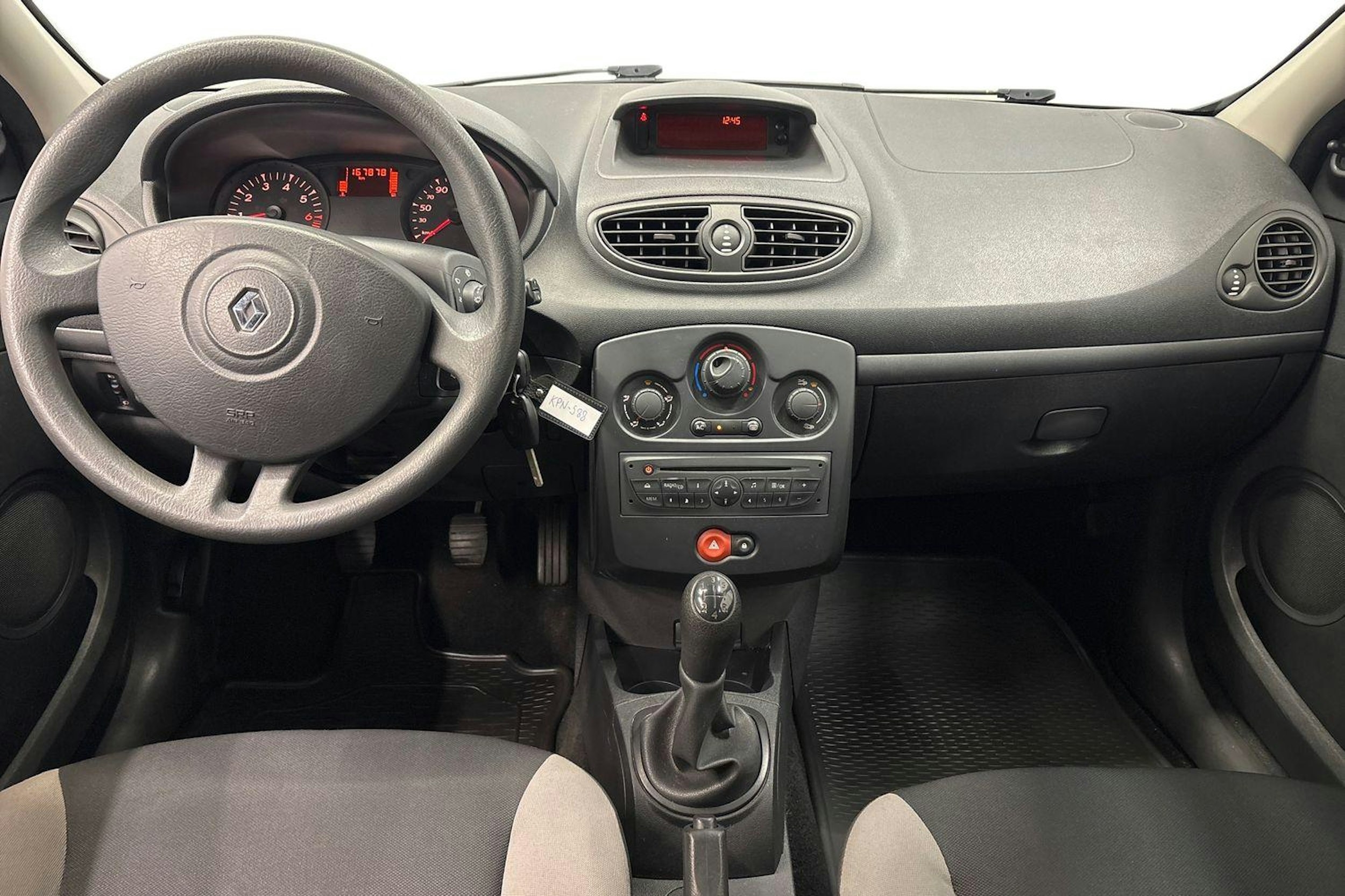punainen Renault Clio 2011 kuva 9.