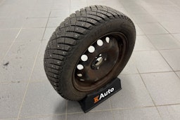 punainen Renault Clio 2011 kuva 21.