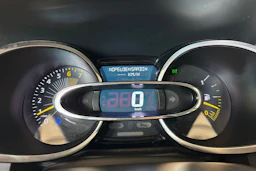 Musta Renault CLIO 2014 kuva 13.