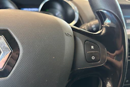 Musta Renault CLIO 2014 kuva 15.