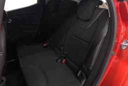 punainen Renault Clio 2015 kuva 10.