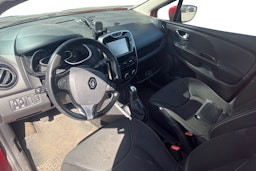 punainen Renault Clio 2015 kuva 3.