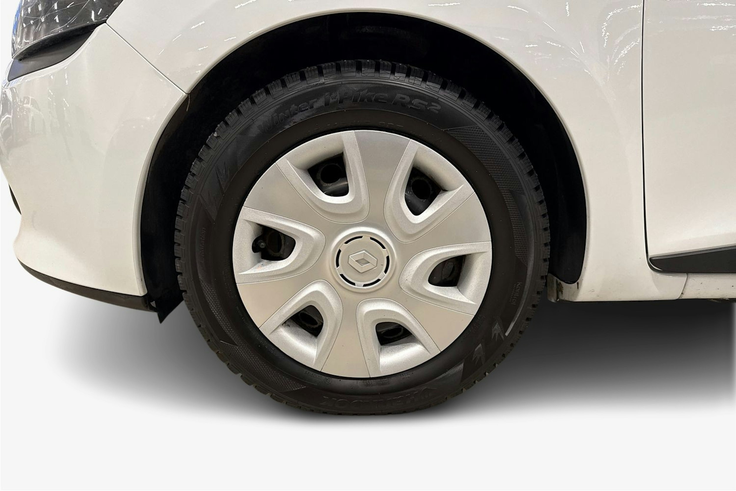 valkoinen Renault Clio 2015 kuva 11.