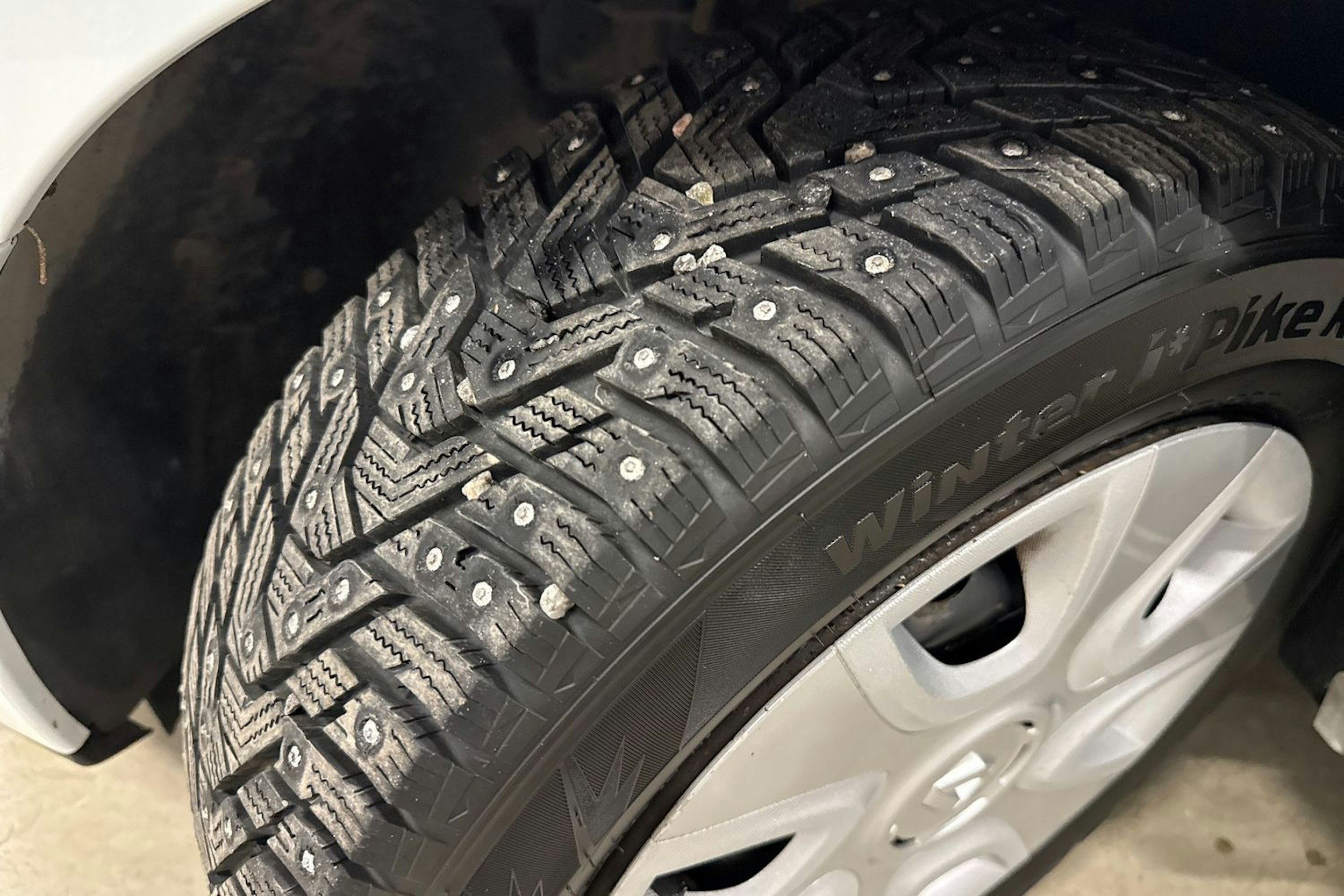 valkoinen Renault Clio 2015 kuva 13.