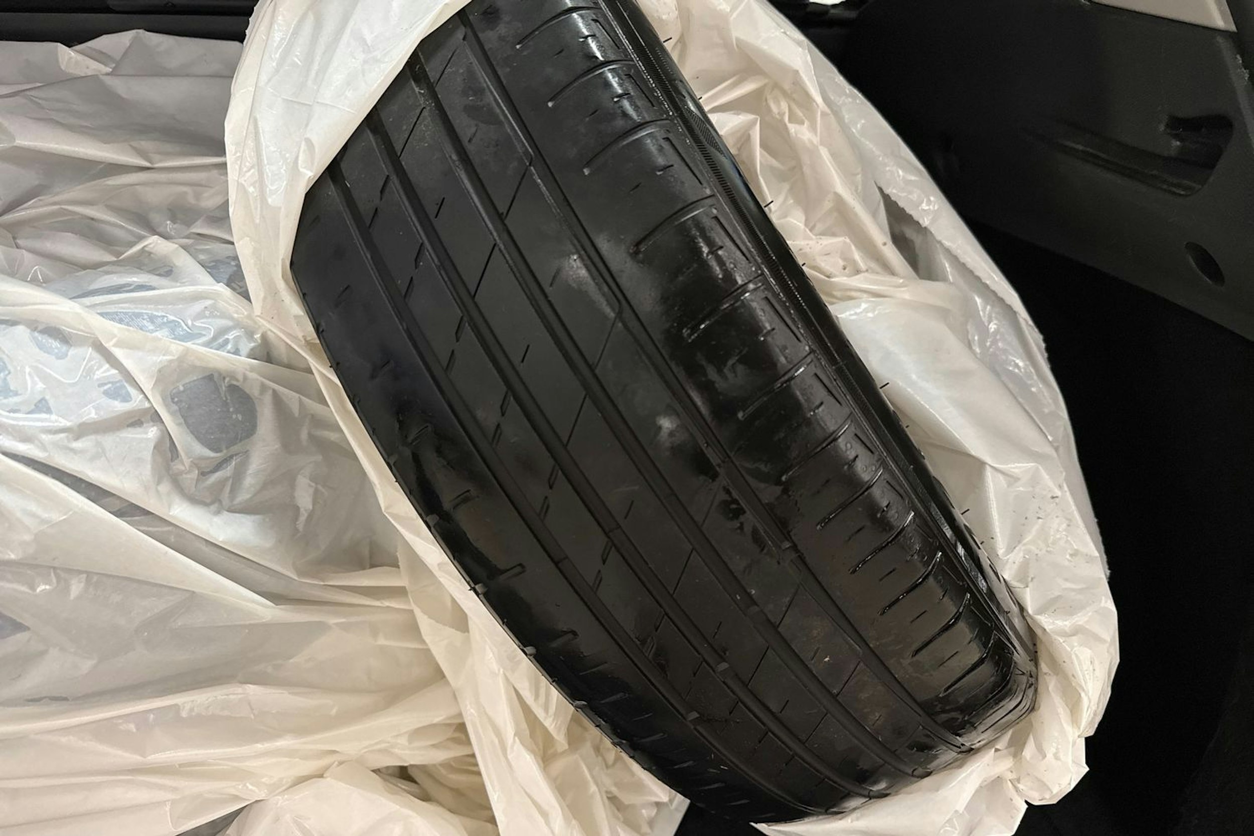 valkoinen Renault Clio 2015 kuva 15.