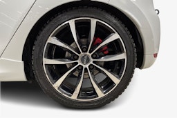 valkoinen Renault Clio 2015 kuva 11.