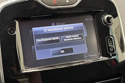 punainen Renault Clio 2015 kuva 20.