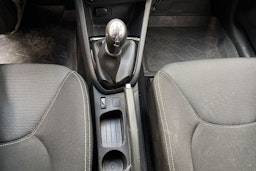 punainen Renault Clio 2015 kuva 23.