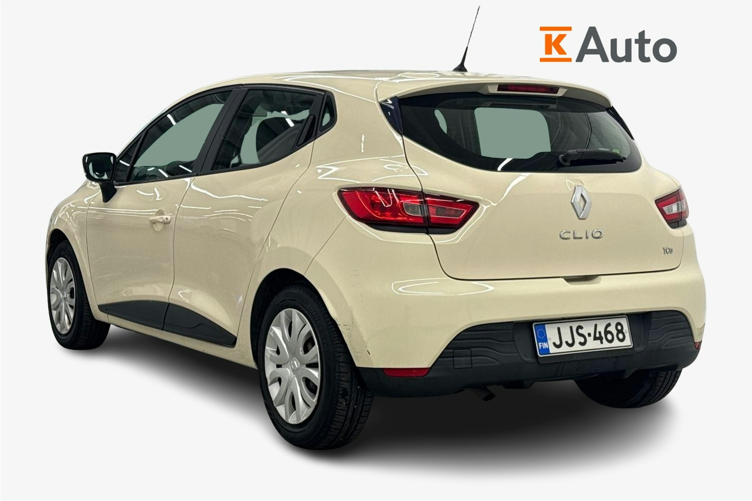 Valkoinen Renault CLIO 2015 kuva 2.