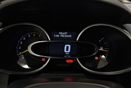 Valkoinen Renault CLIO 2015 kuva 14.