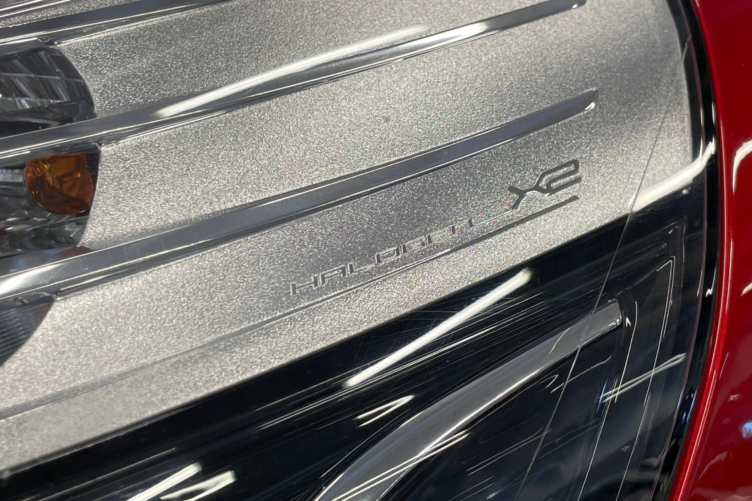 Punainen Renault CLIO 2015 kuva 19.