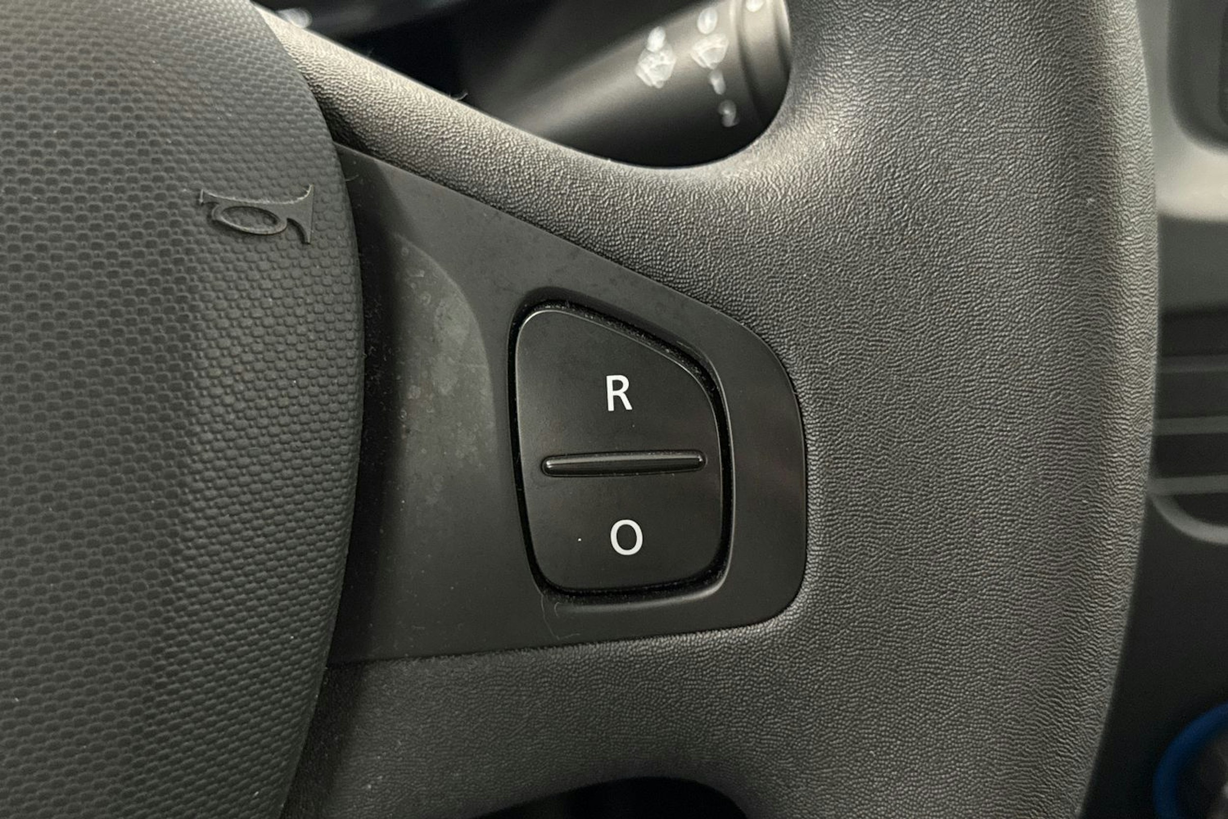 musta Renault Clio 2015 kuva 19.