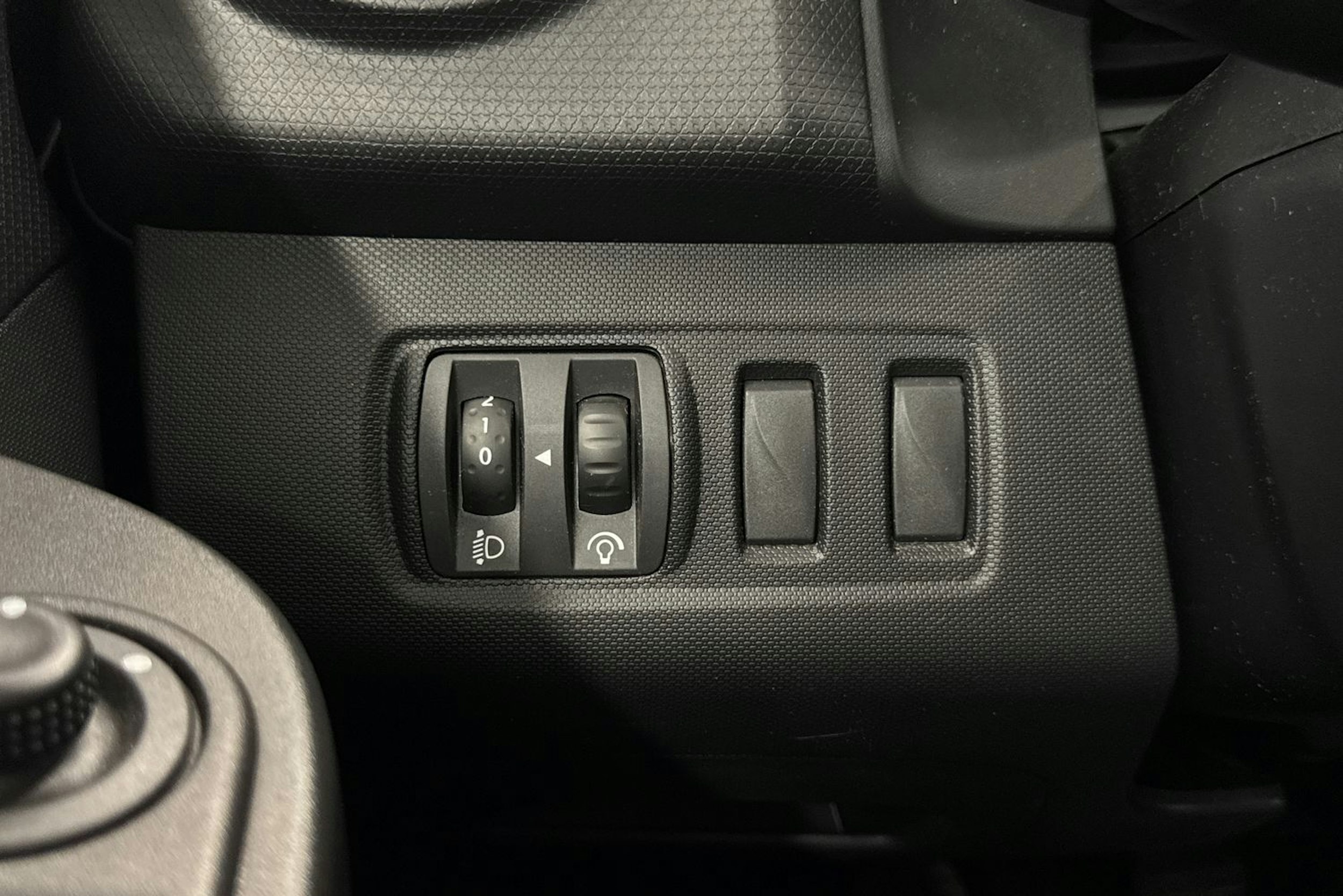 musta Renault Clio 2015 kuva 20.