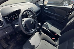 valkoinen Renault Clio 2016 kuva 3.