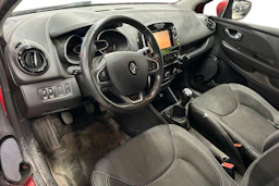punainen Renault Clio 2016 kuva 3.
