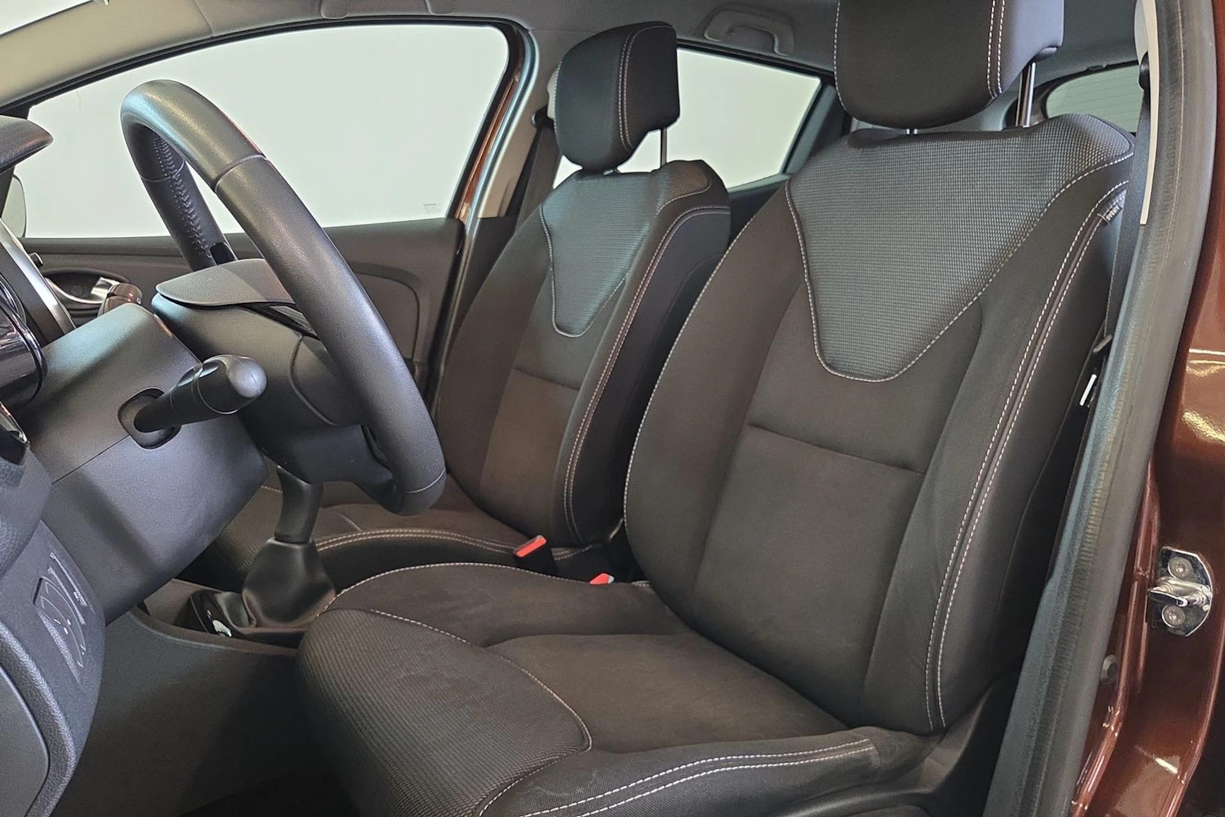 Ruskea (beige) Renault CLIO 2016 kuva 19.