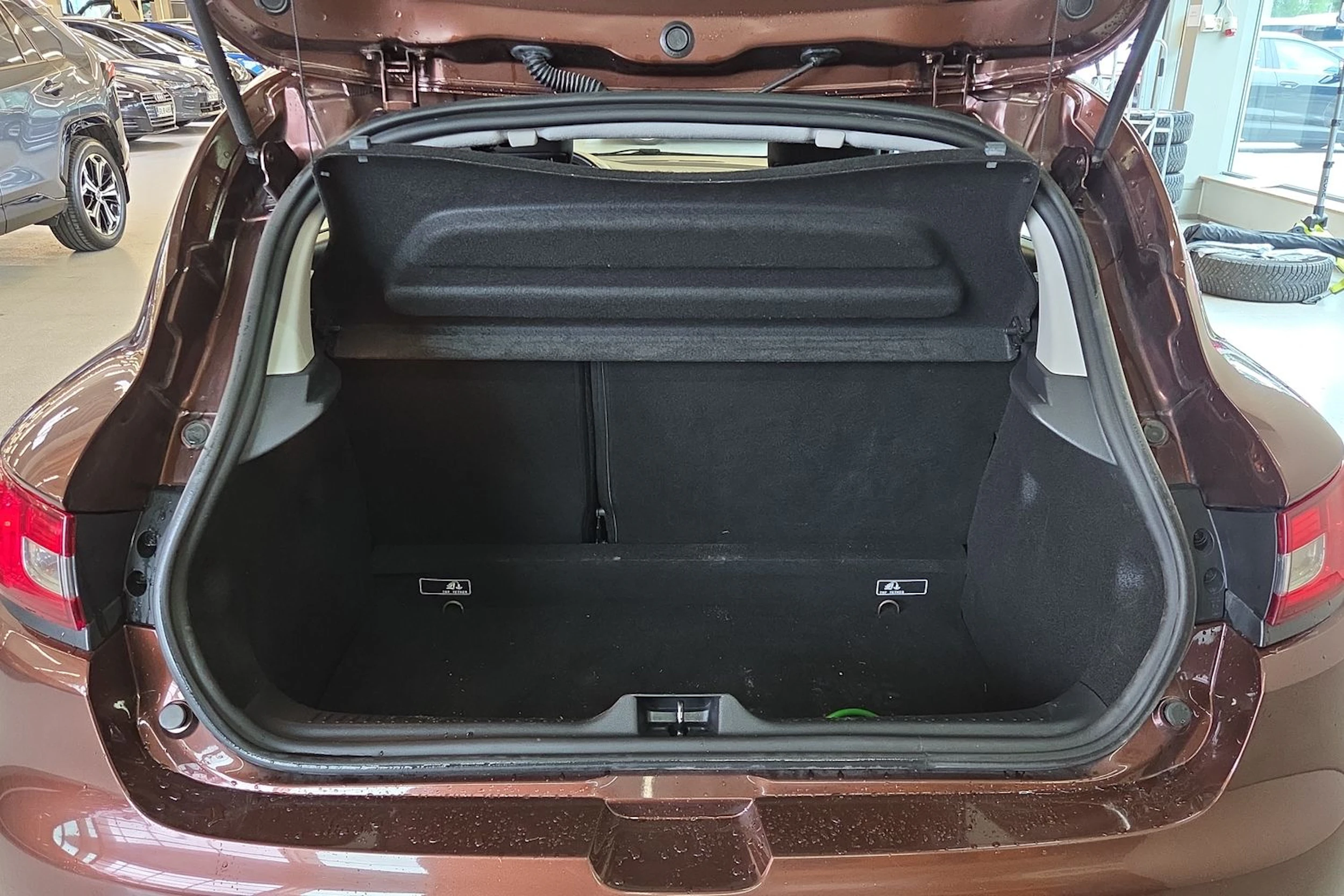 Ruskea (beige) Renault CLIO 2016 kuva 20.
