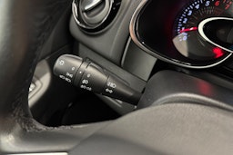 Valkoinen Renault CLIO 2017 kuva 20.