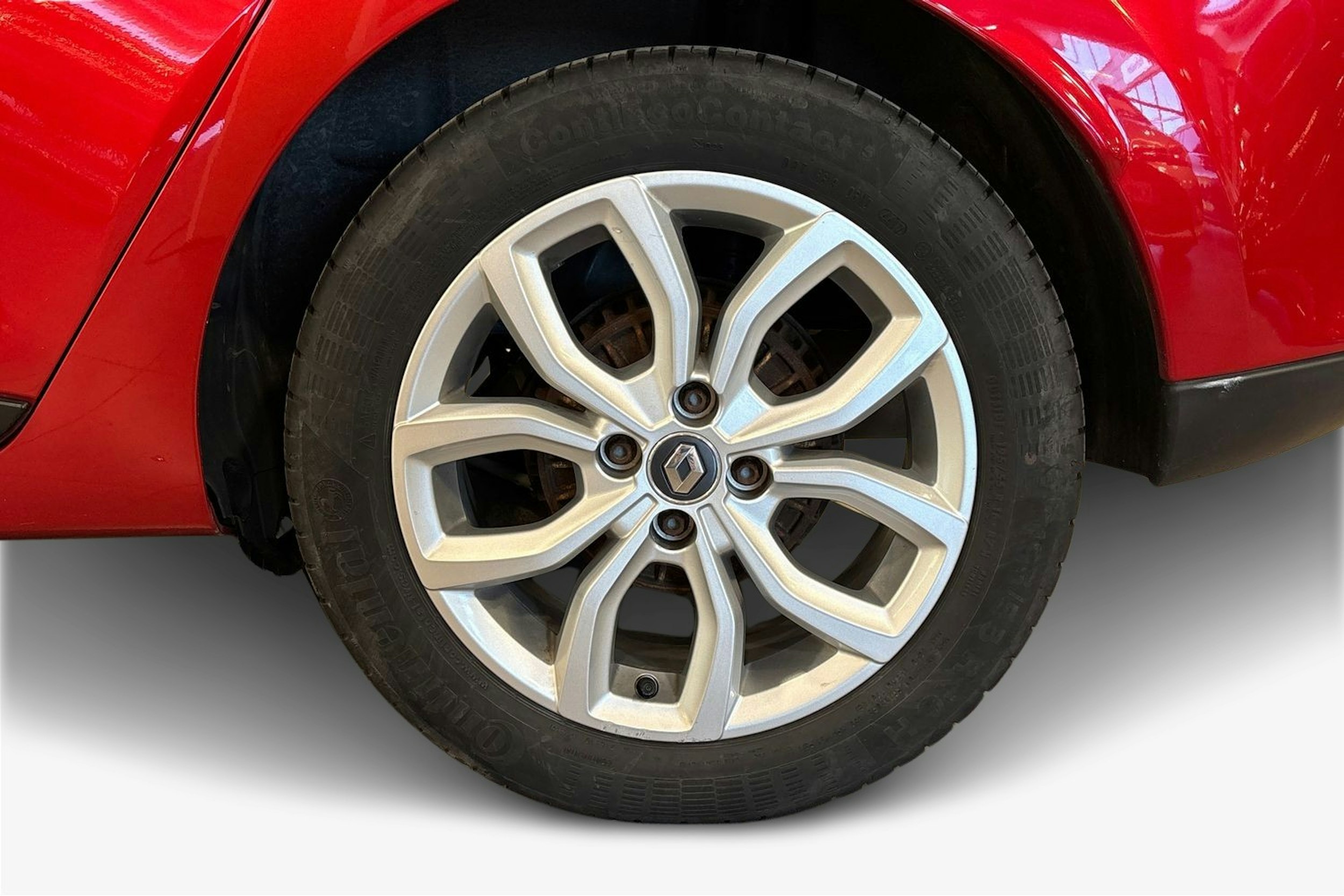 Punainen Renault CLIO 2017 kuva 11.