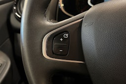 Punainen Renault CLIO 2017 kuva 15.