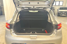 harmaa Renault Clio 2017 kuva 5.