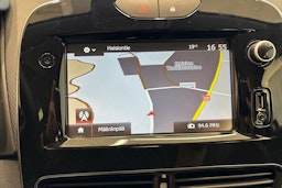 Valkoinen Renault CLIO 2017 kuva 18.