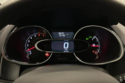 valkoinen Renault Clio 2018 kuva 22.