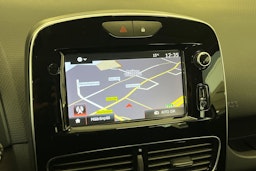 valkoinen Renault Clio 2018 kuva 14.