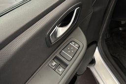 harmaa Renault Clio 2018 kuva 18.