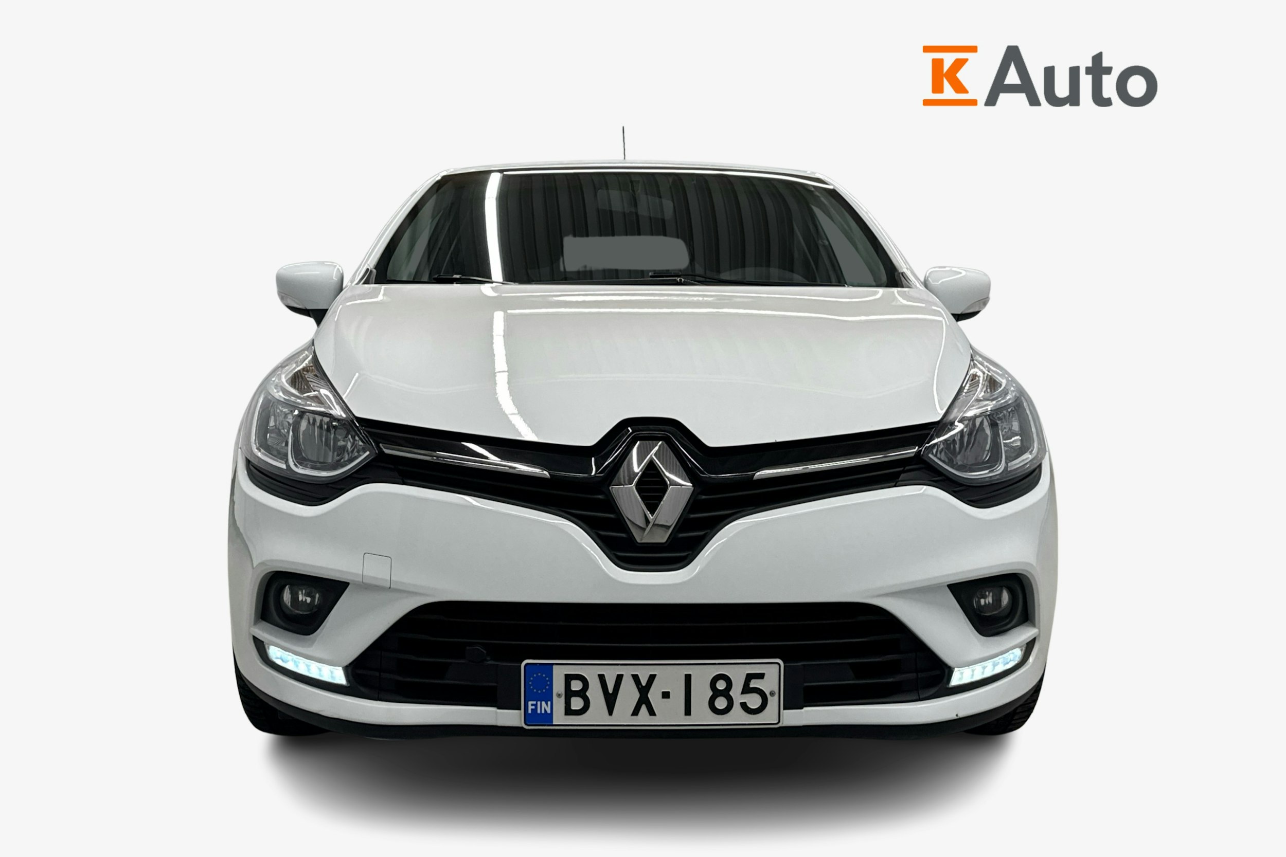 valkoinen Renault Clio 2019 kuva 4.