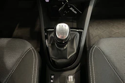 punainen Renault Clio 2019 kuva 21.