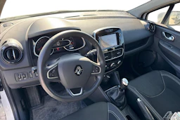 valkoinen Renault Clio 2019 kuva 3.