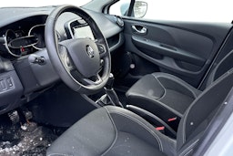 valkoinen Renault Clio 2019 kuva 3.