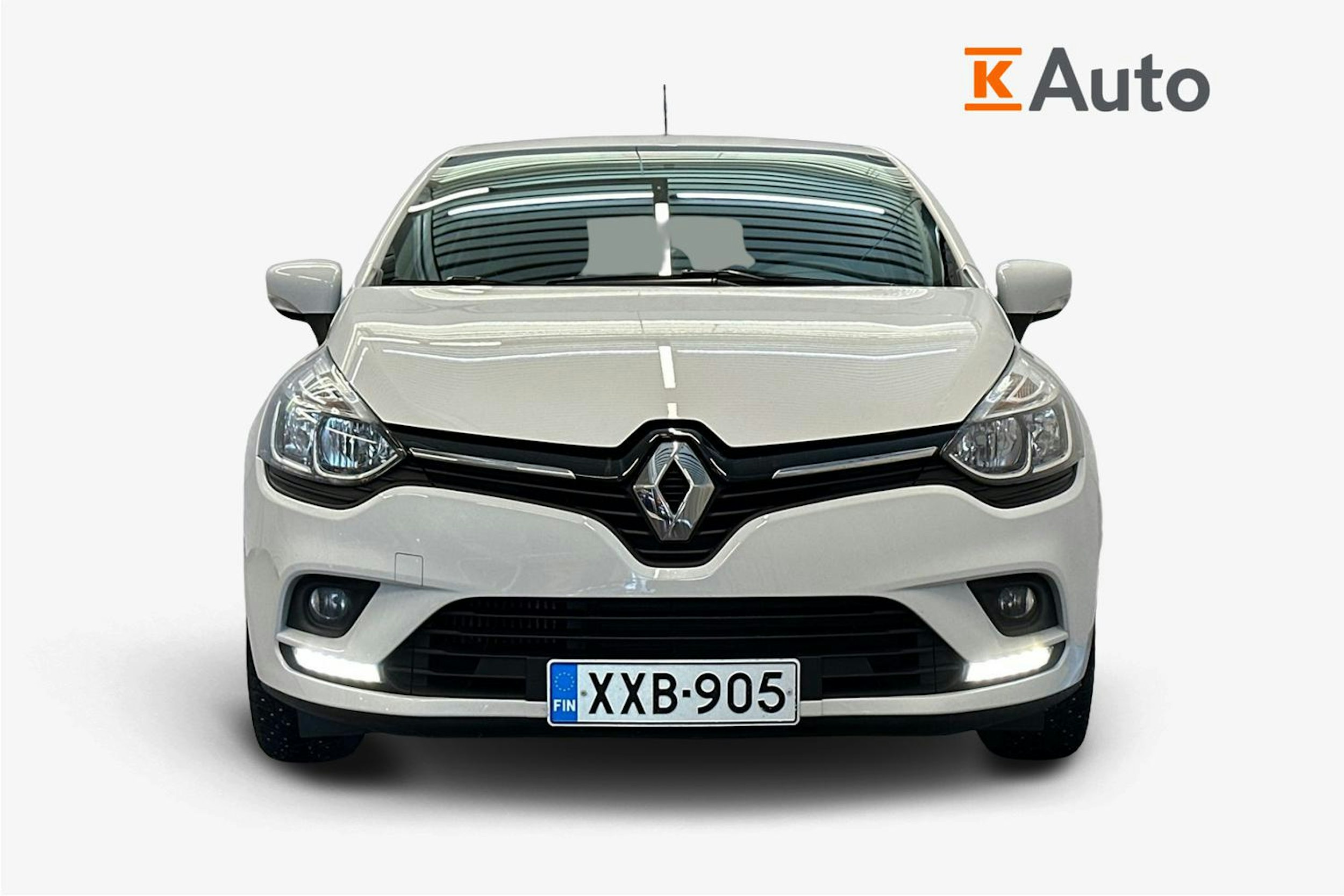 valkoinen Renault Clio 2019 kuva 5.