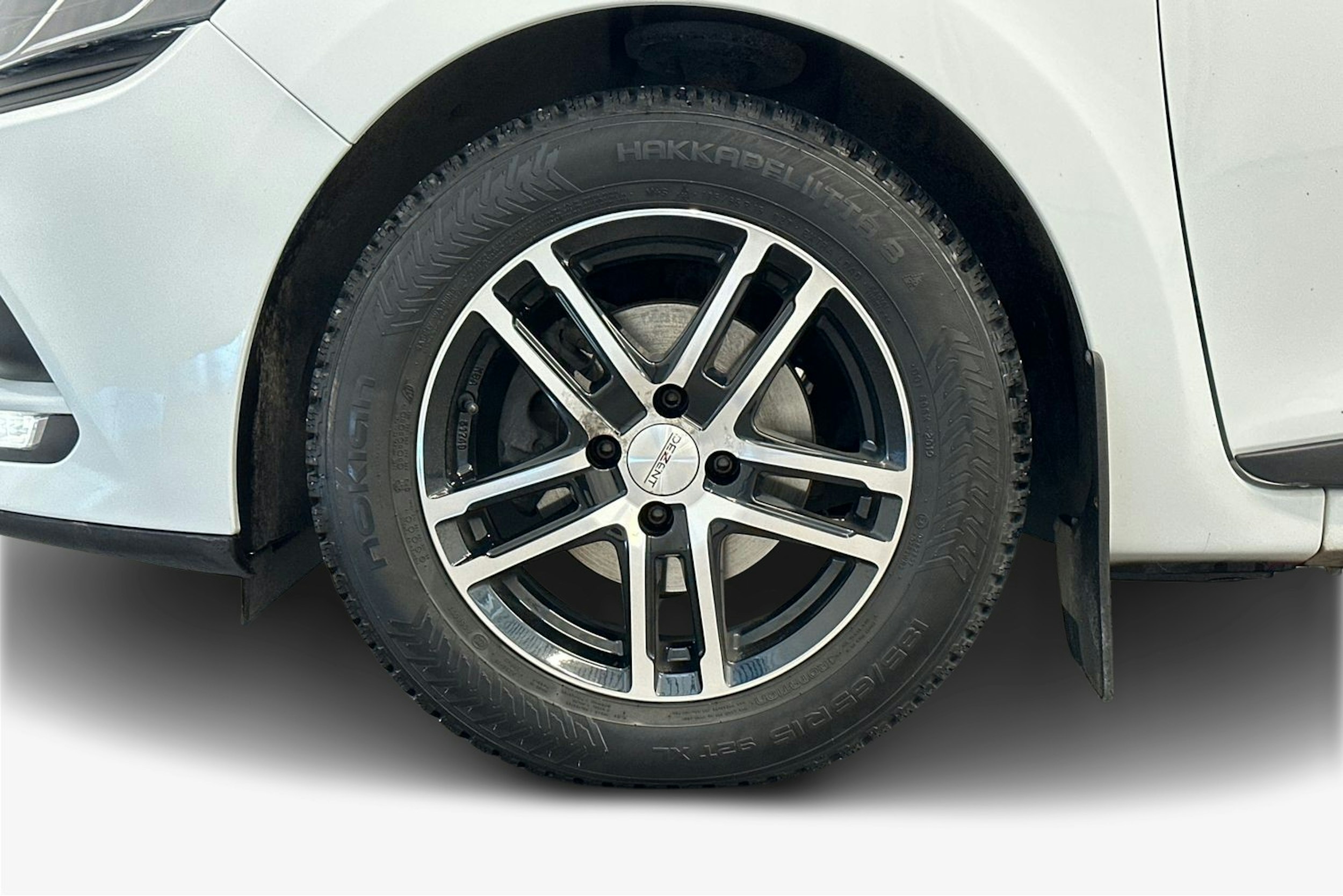 valkoinen Renault Clio 2019 kuva 11.