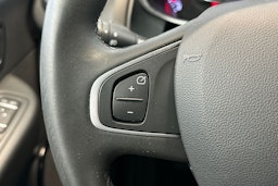 valkoinen Renault Clio 2019 kuva 20.