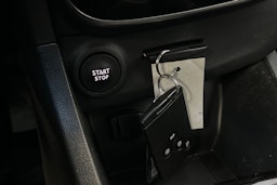 valkoinen Renault Clio 2019 kuva 26.