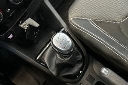 valkoinen Renault Clio 2019 kuva 27.