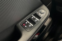 musta Renault Clio 2020 kuva 15.
