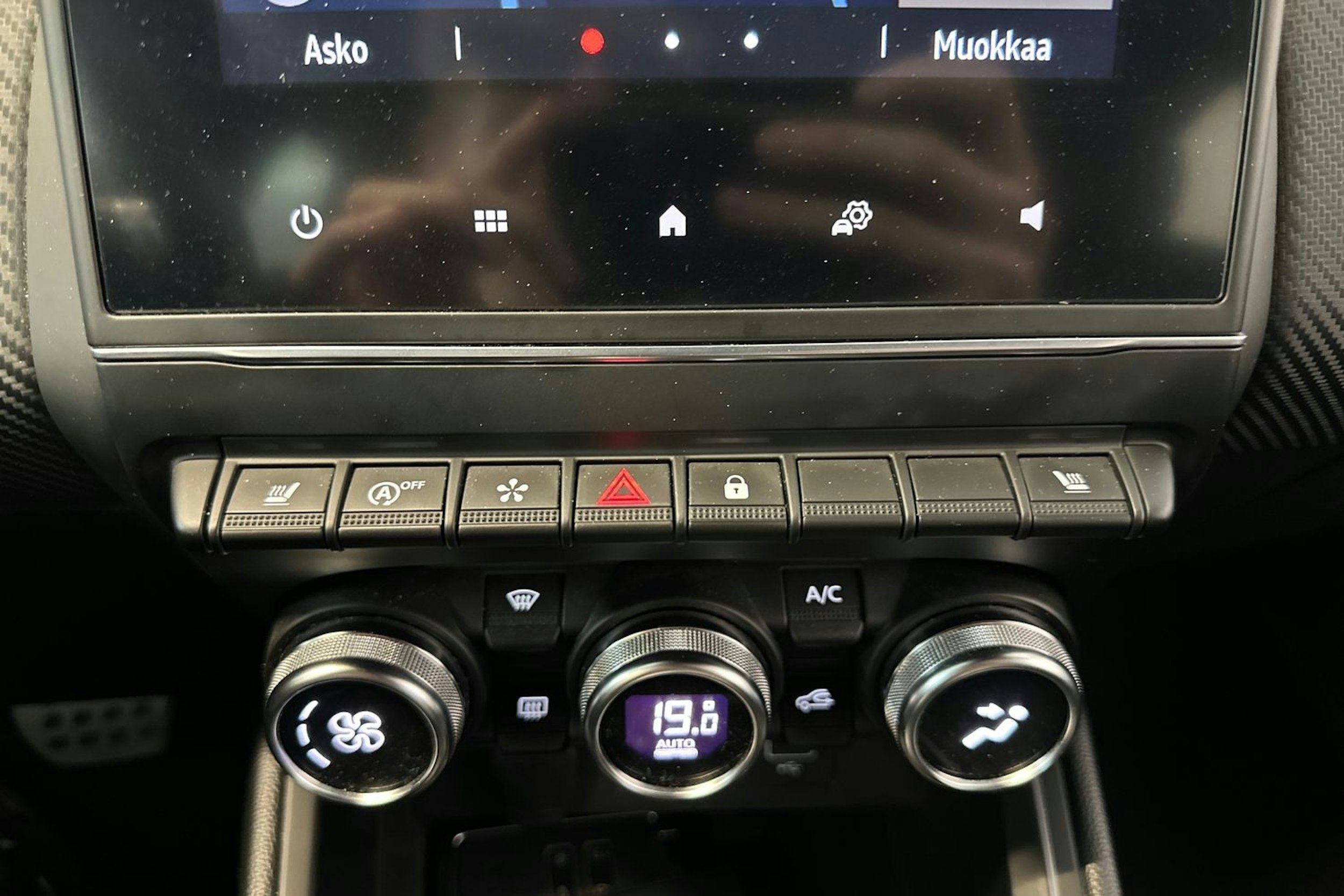 musta Renault Clio 2020 kuva 23.