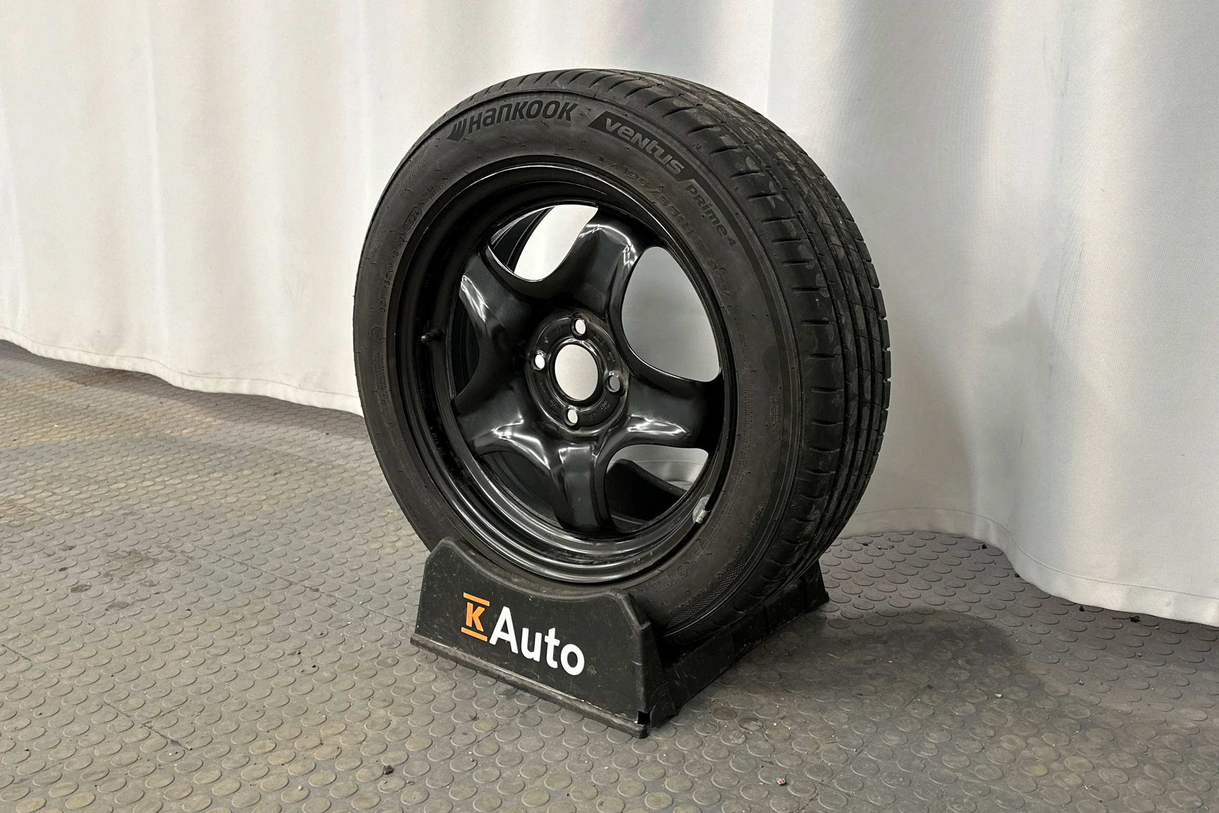 valkoinen Renault Clio 2020 kuva 10.